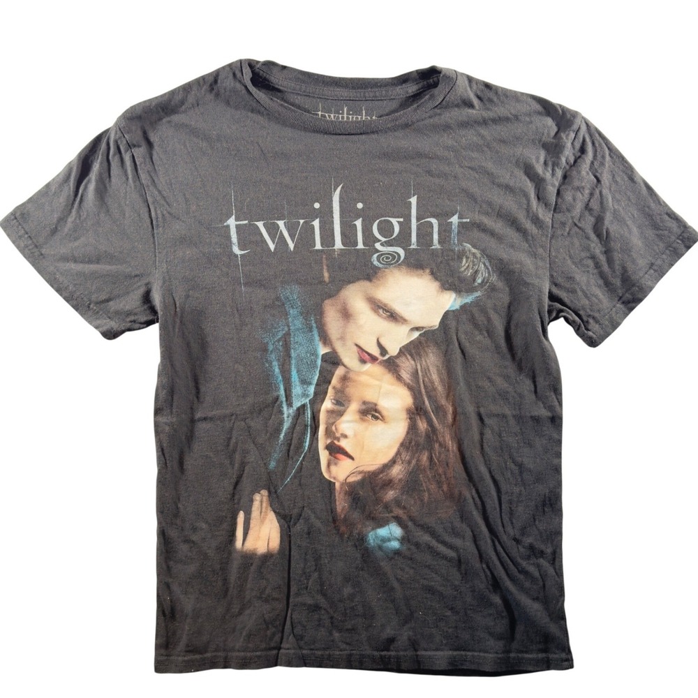 307 | Twilight Saga Edward Bella Graphic T-Shirt Small‎ Charcoal Black 2023